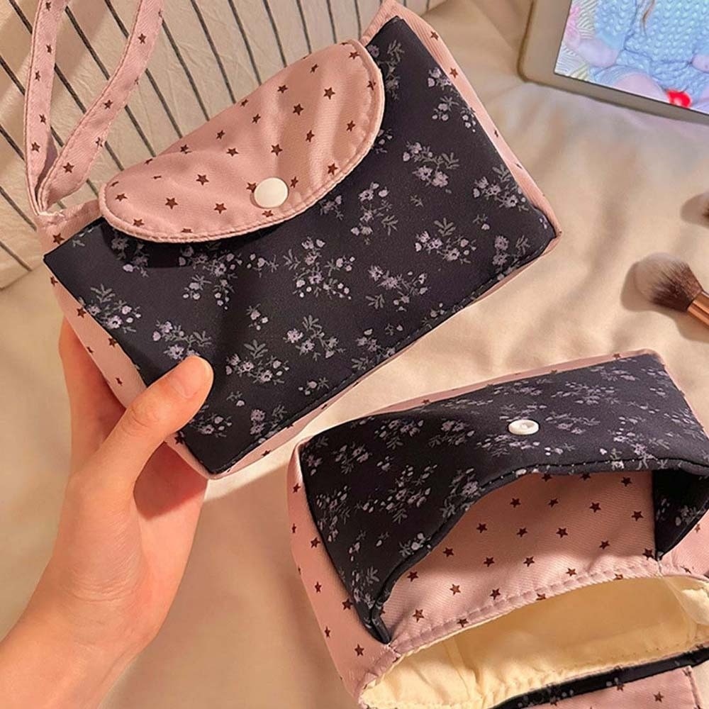 Purple Print Floral Makeup Bag - The Korean Lifestyle recension och pris